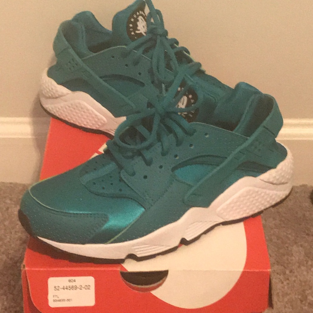 Air Huarache Run